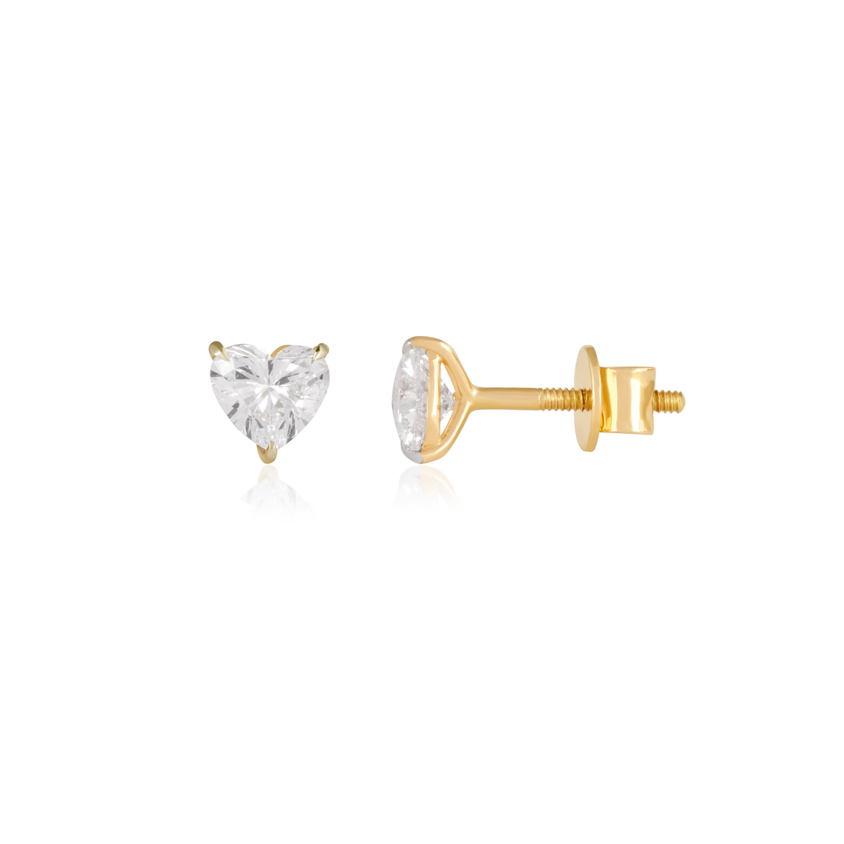 Heart Shape Diamond Solitaire Stud Earrings, IGI-Certified, close-up of diamond