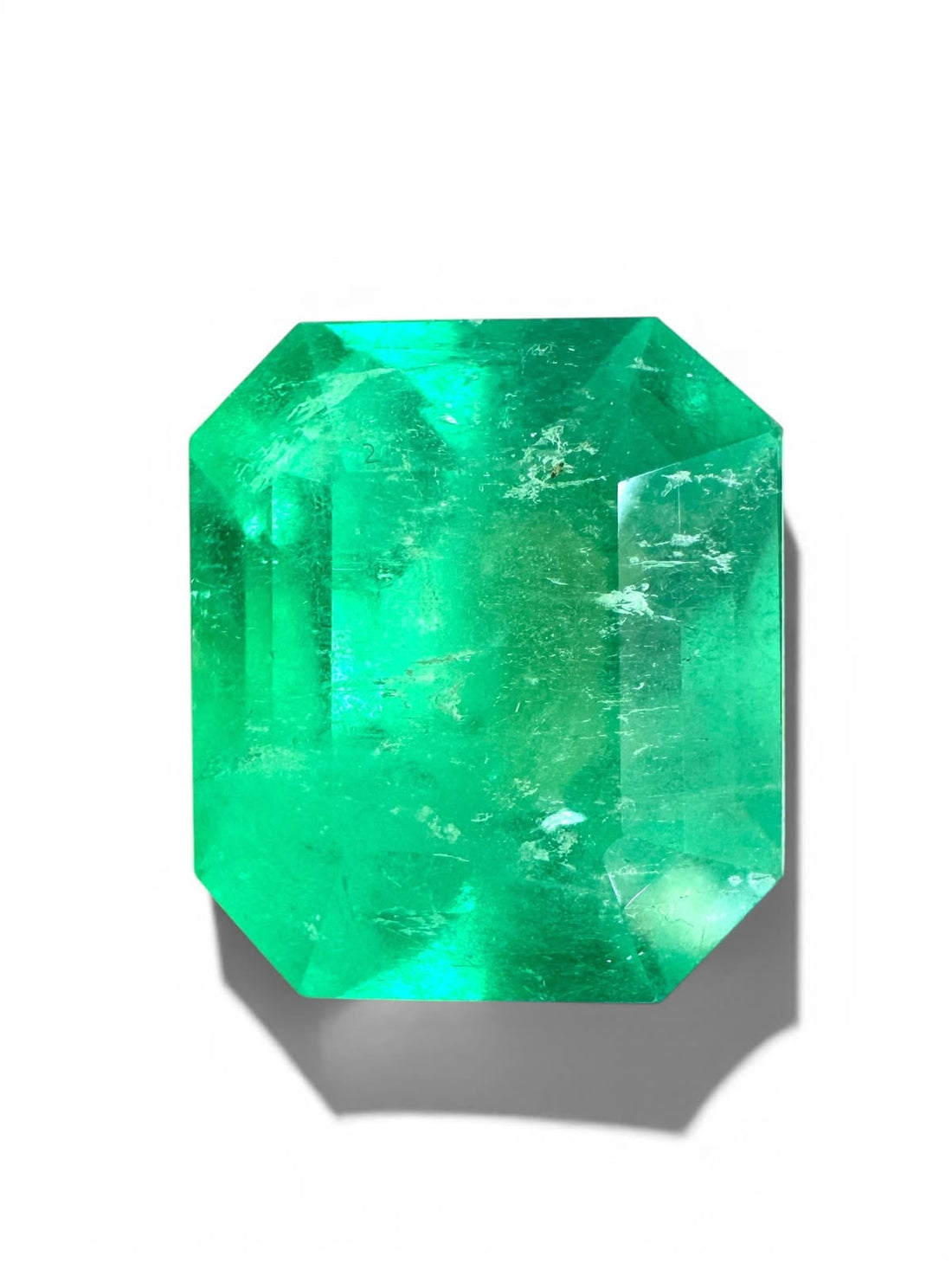 Natural emerald (Panna) loose gemstone