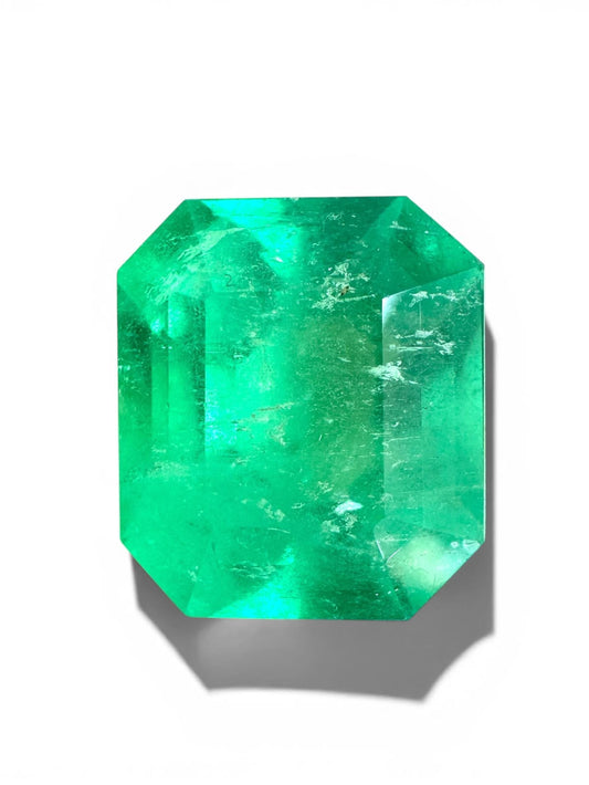 Natural emerald (Panna) loose gemstone