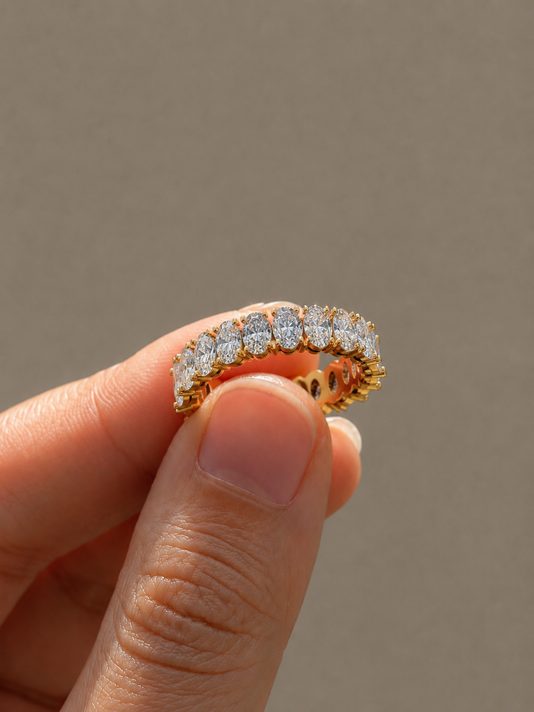Oval Infinity Lab-Grown Diamond Wedding Band, IGI-Certified, 14K 18K Gold, front view
