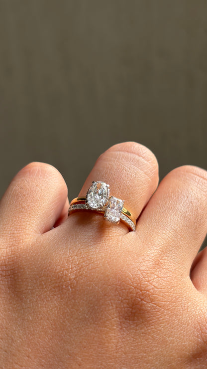 Oval Solitaire Halo Ring
