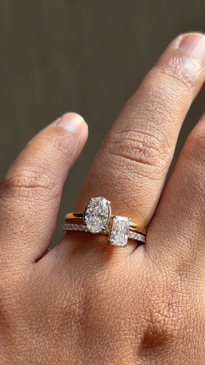 Oval Solitaire Halo Ring