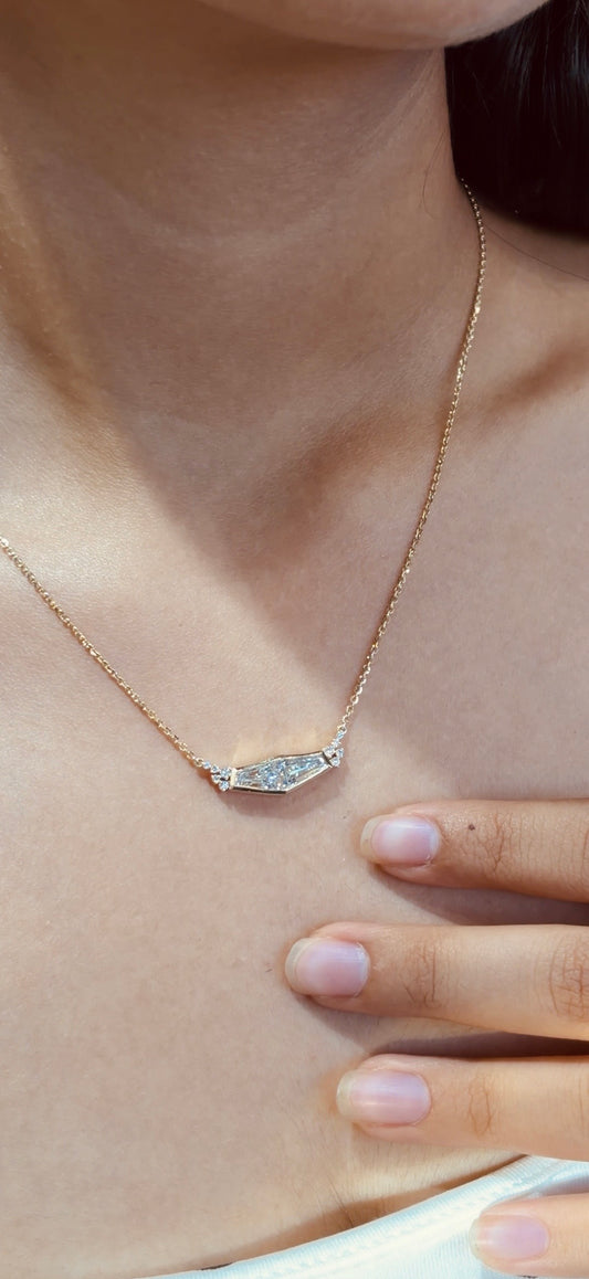 Diamond gold necklace for women