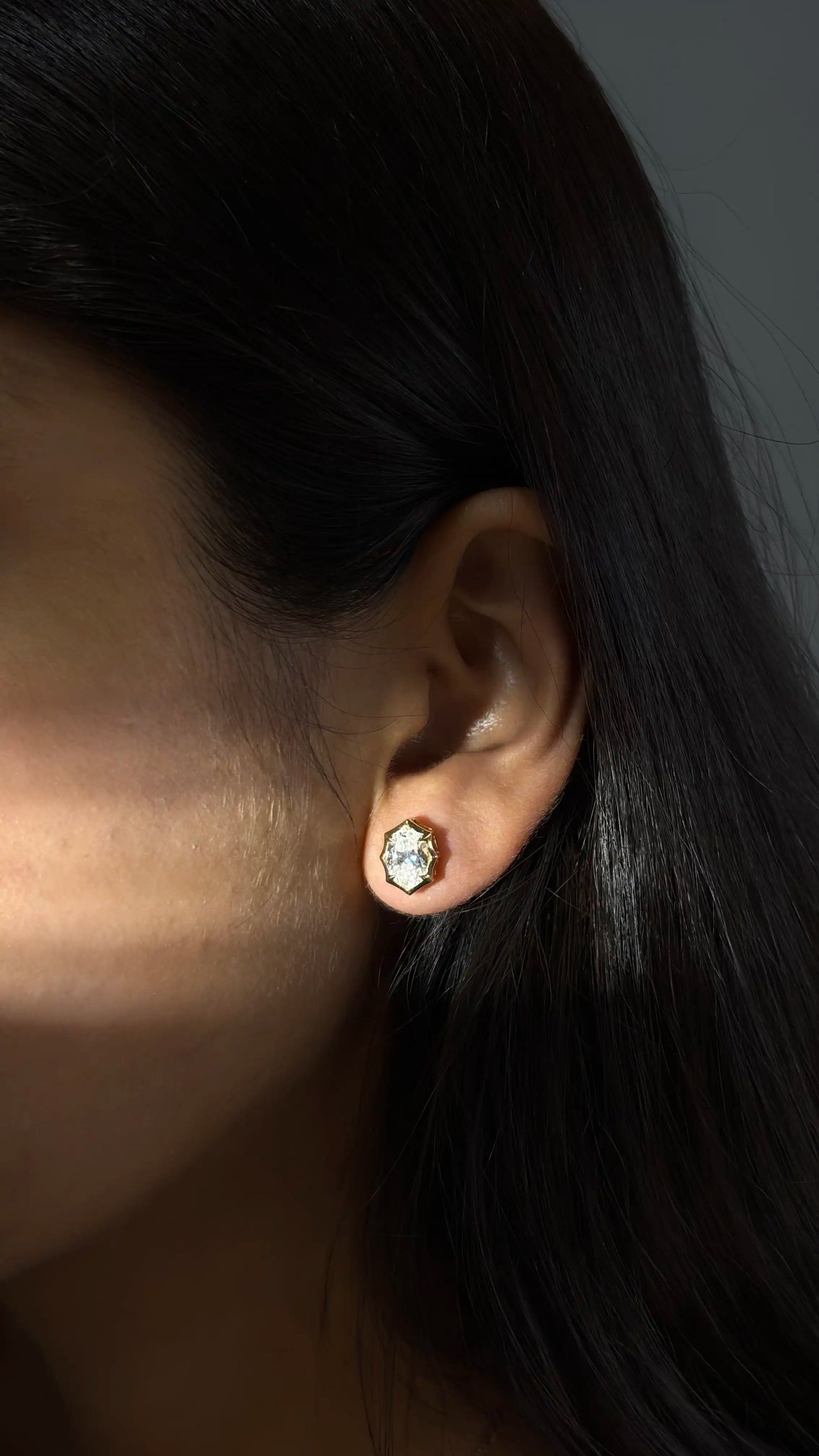 Oval Diamond Crown Setting Stud Earrings