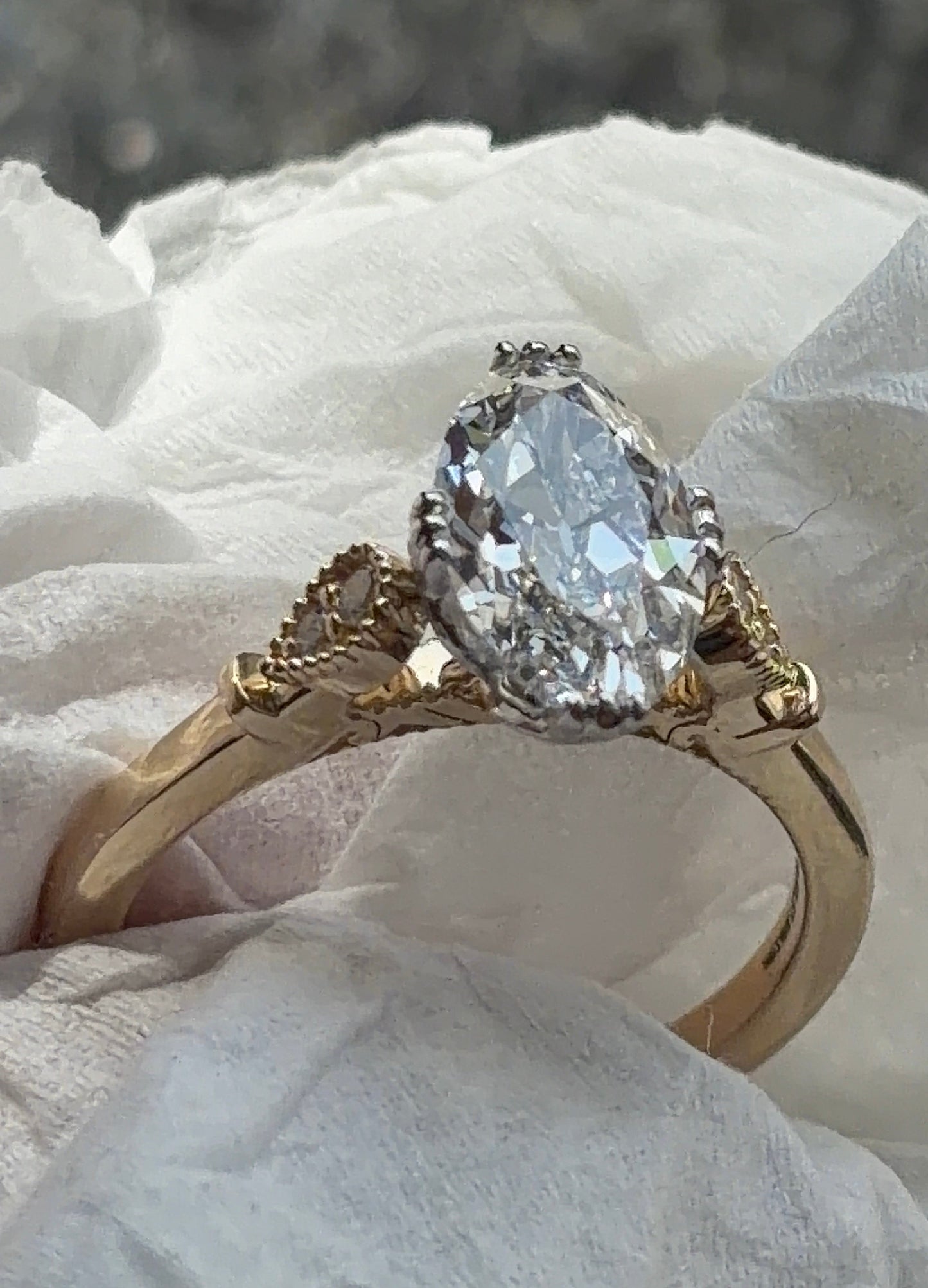Moval Vintage Ring