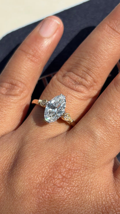 Moval Vintage Ring