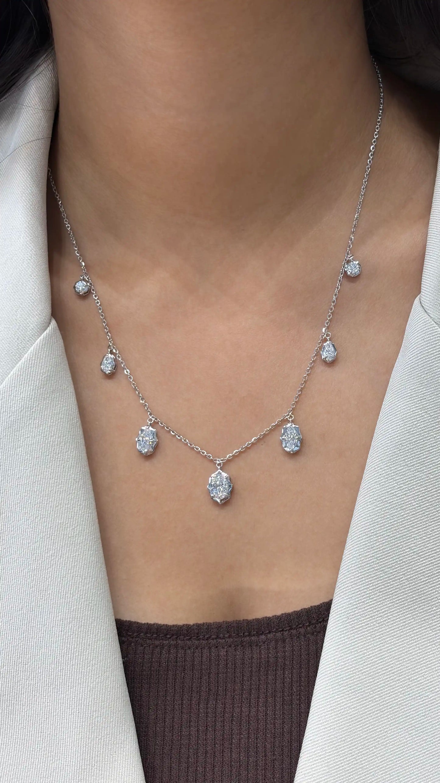 ARDHYA Dangling Pear Crown Setting Mangalsutra in Lab Grown Diamond