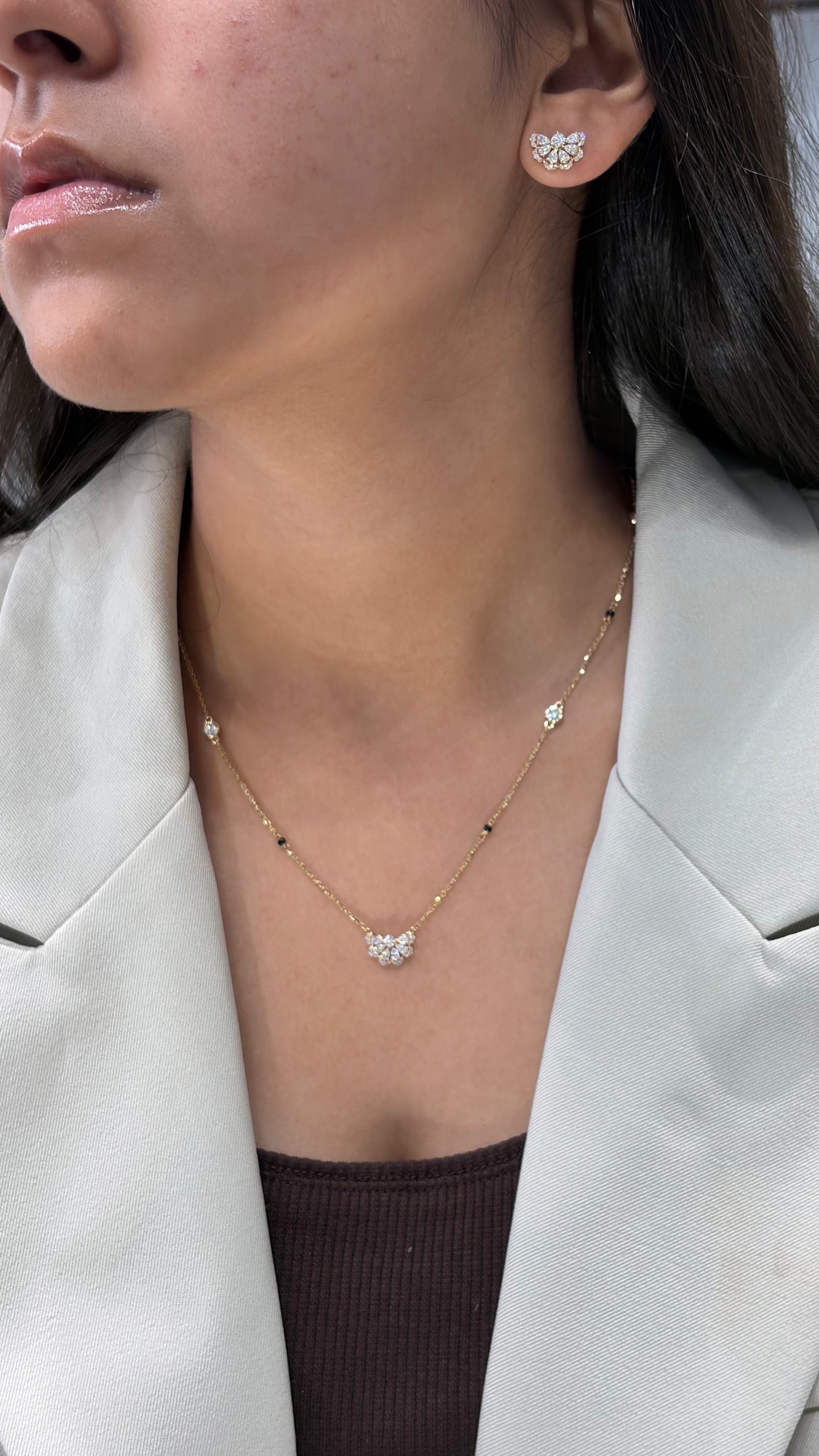 Half Flora Moon Halo Mangalsutra in Lab Grown Diamond