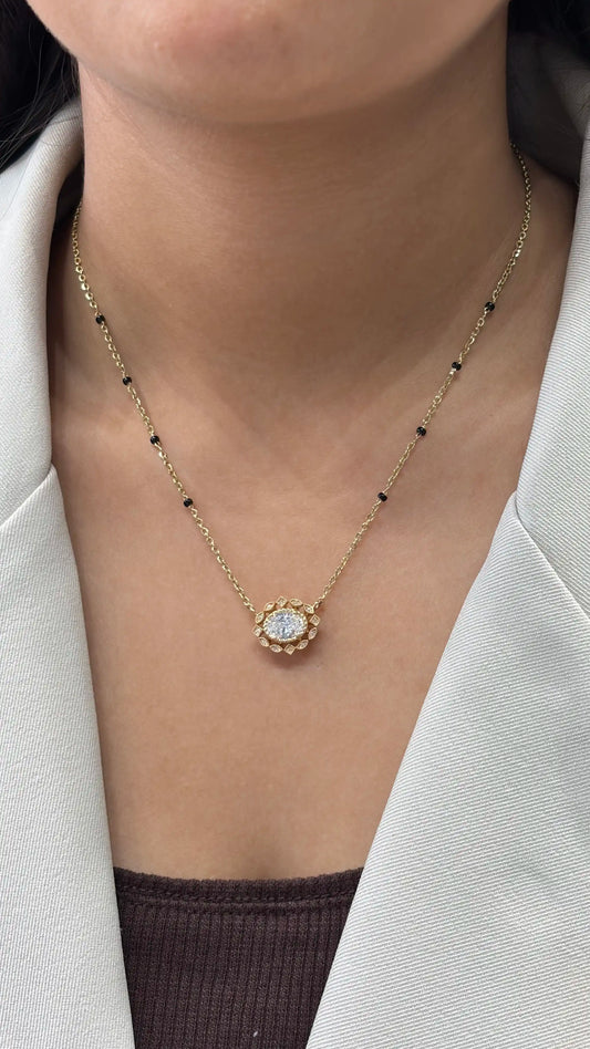 Mewari Oval Cluster Halo Mangalsutra in Lab Grown Diamond