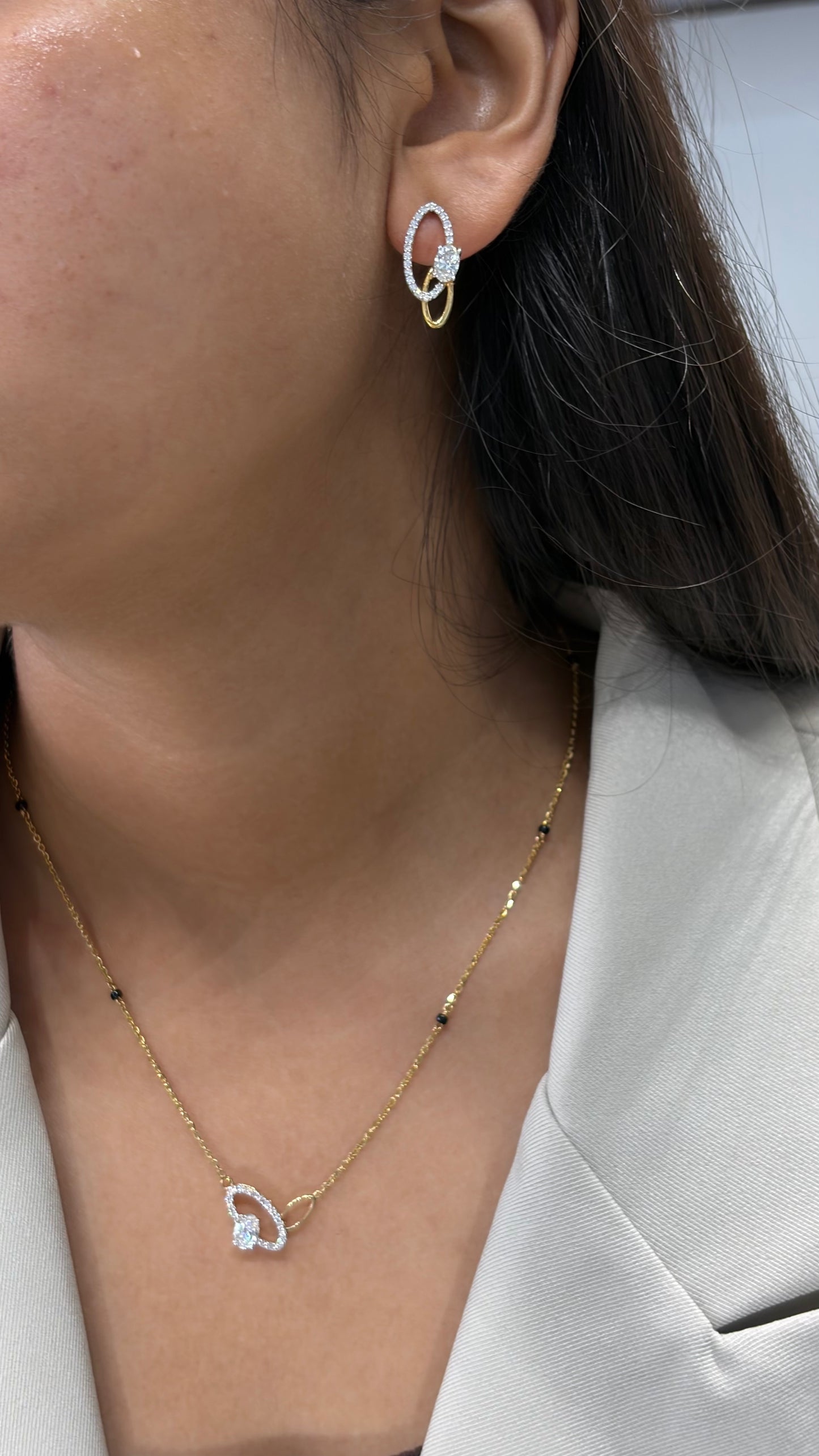 Lab grown diamond gold mangalsutra design for women