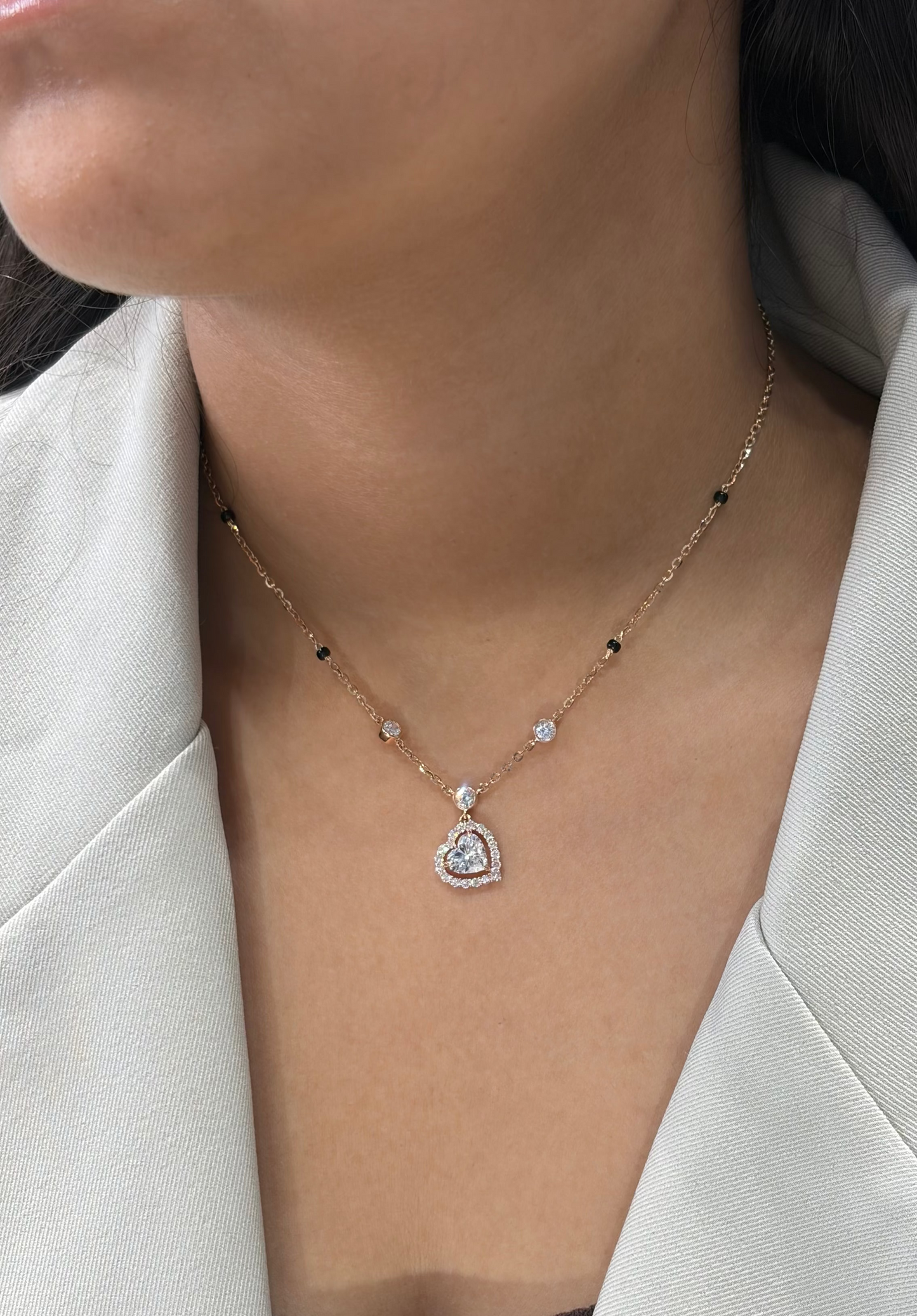 Dangling Heart of Vows Halo Mangalsutra in Lab Grown Diamond
