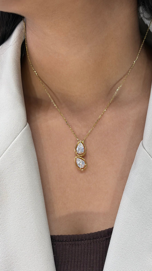 Twin Pear Toi et Moi Lab-Grown Diamond Necklace, IGI-Certified, 14K 18K Gold, front view