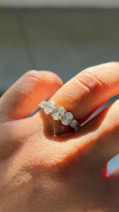 Gradual Oval Stack Ring