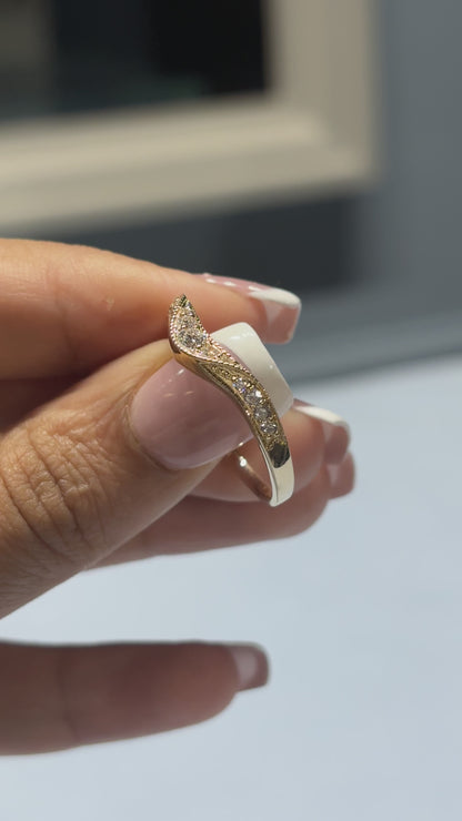 Round Arc Curve Wedding Band | Lab-Grown Diamond